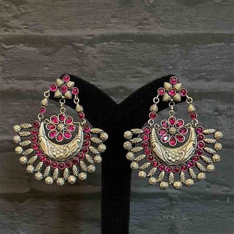 order pink stone semi chandbalis online – Mymotifs