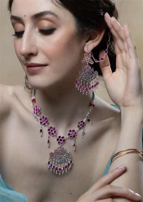 Mitra Handmade Silver Necklace & Earrings Set