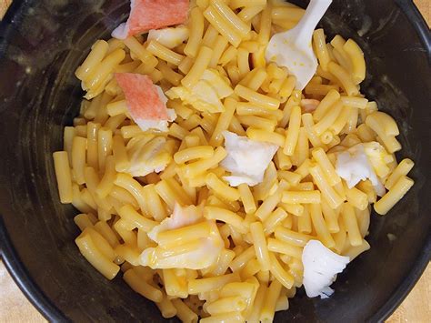 Poor man's lobster mac and cheese : r/shittyfoodporn