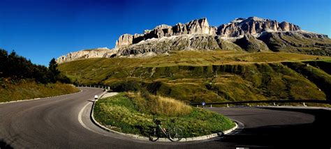 All long hiking trails and walks in the Dolomites in Belluno