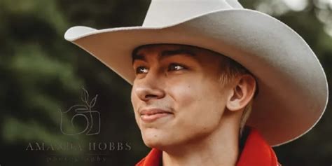 18-year-old falls 40 feet from roof while working on AC unit