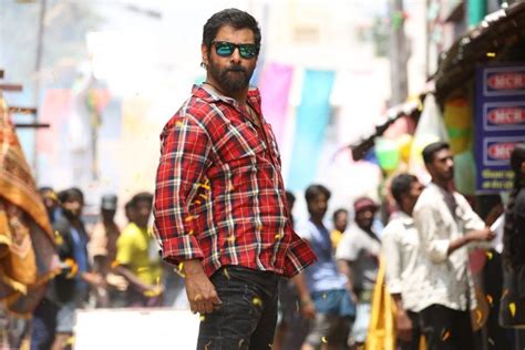 Vikram, Tamannaah's Sketch movie stills - Photos,Images,Gallery - 81100