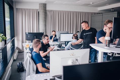 Engineering Manager 的图像结果