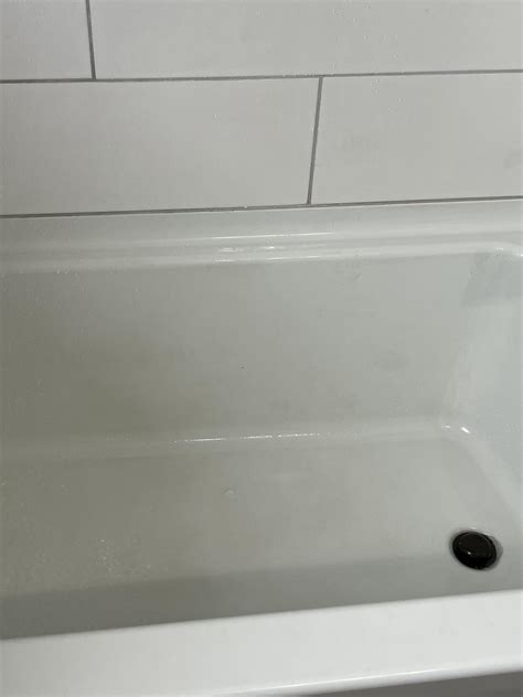 How to Clean a Fiberglass Tub: Expert Tips for a Sparkling Finish