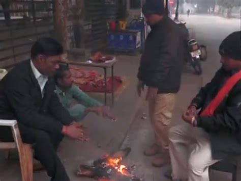 Parts of north India engulfed in fog; temperatures drop in UP, Rajasthan