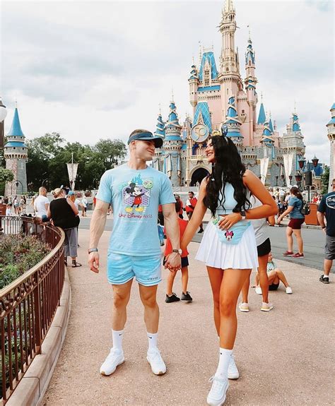 Pin by Daniel Bussey on Collage Item Pins | Disneyland couples outfits ...