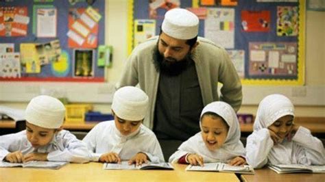 Petition · IN TELANGANA LETS MAKE URDU LANGUAGE COMPULSORY ON MUSLIM ...