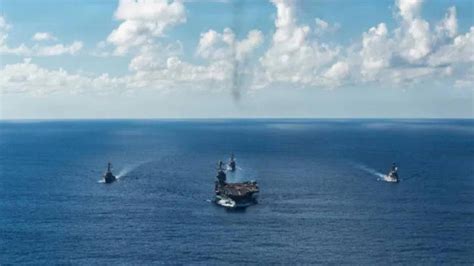 US vs Iran: अख्ख्या इराणविरुद्ध एक USS जेराल्ड आर फोर्ड पुरून उरेल असं ...