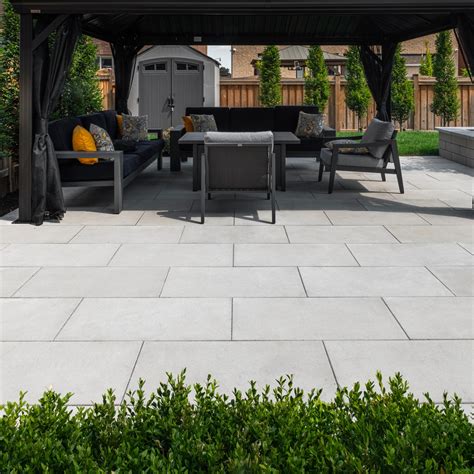 Extra Large Concrete Pavers Patio Modern Hardscaping Design Ideas