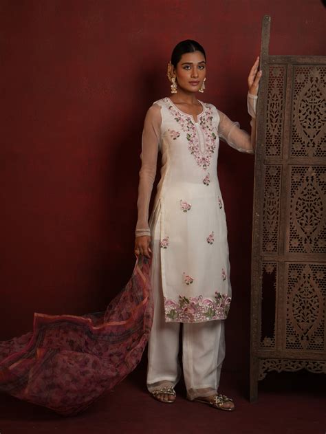 Harnoor suit – HOUSE OF MIRA