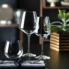 bicchieri acqua e a tavola 6 bicchieri acqua bicchieri acqua e a tavola 6 bicchieri acqua