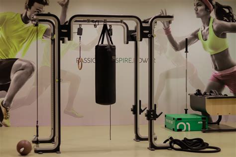 Sports Club 的图像结果