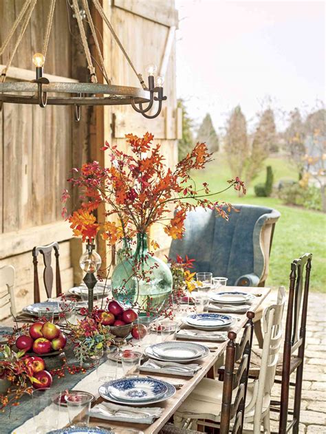 Thanksgiving Dinner Table Images