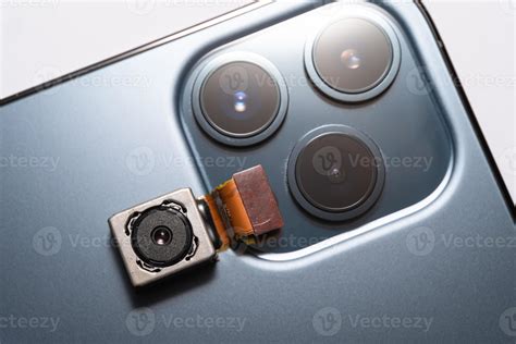 Cell Phone Camera 的图像结果