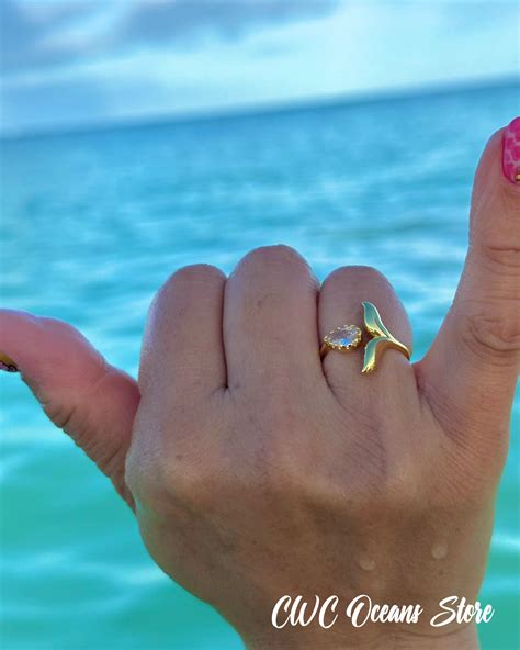 ついに ️再入荷 ️大人気 ️Whale tail cz ring | CWC Oceans Store