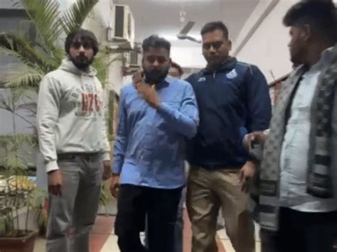 Indore Coaching Teacher Molests Minor Student; Family Thrashes Accused