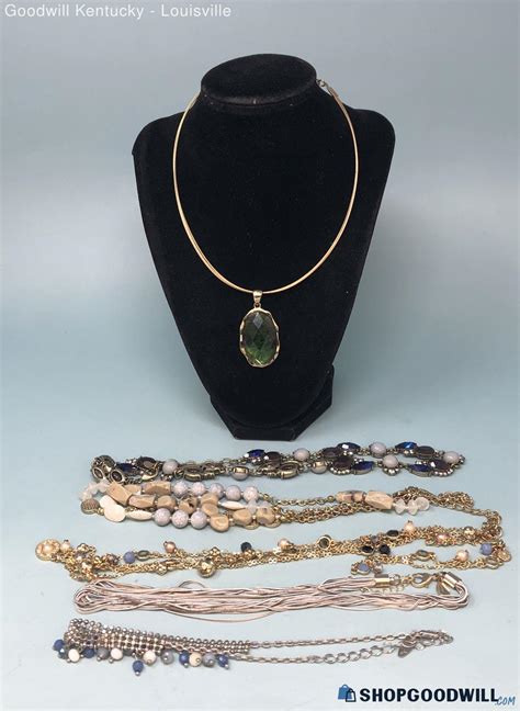 10) Designer Stamped Necklaces Natasha, Bill Blass, Loft, Alisha D ...