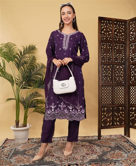 Prisachi Desinger neck embroidered kurta set with dupatta for Women ...
