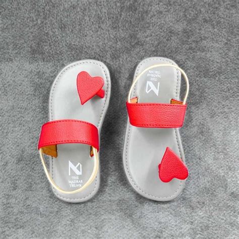 Heart Grey – The Madras Trunk