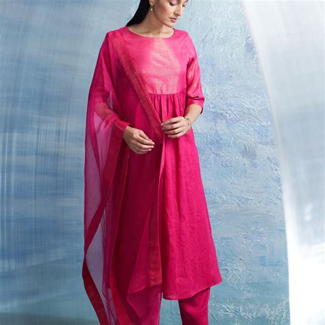Fuchsia Pink Kurta Set: Premium Linen & Cotton Shimmer Ensemble" – charkhee