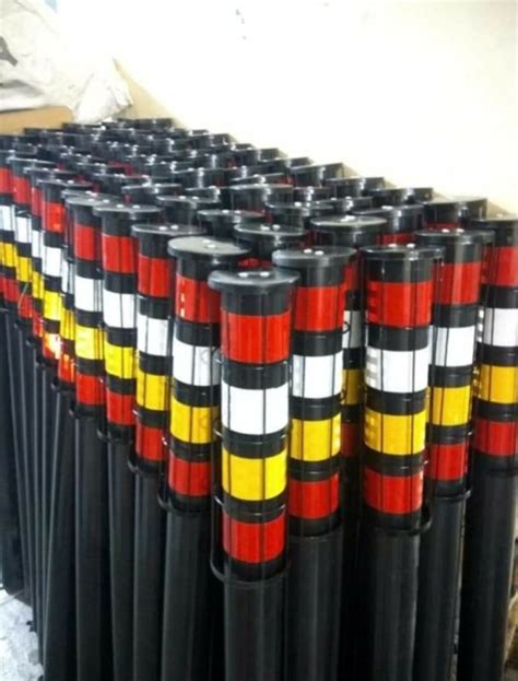 Iron Delineator Post Manufacturer Exporter Supplier from Kolkata India