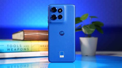 Motorola Edge 50 Neo Review: Brilliant display, balanced package—But is ...