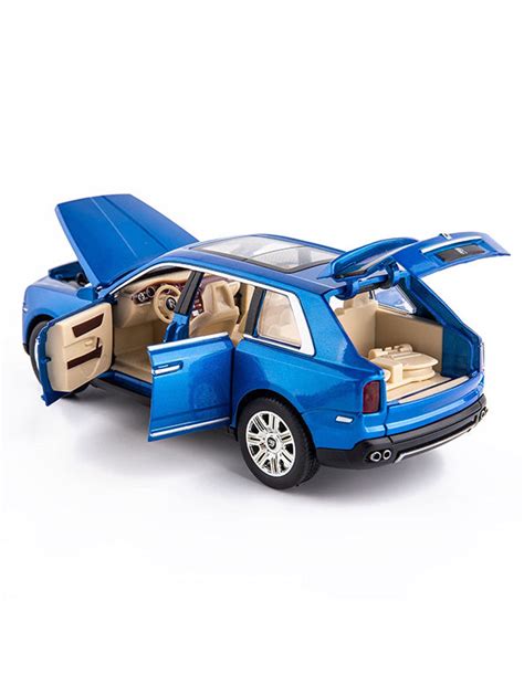 1:24 Scale Rolls-Royce Cullinan Die-Cast Model Car - Blue Luxury SUV ...