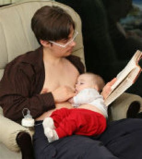 Transgender man can be breastfeeding coach | The Star