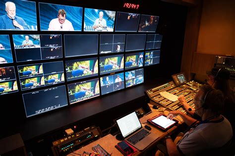 Thanks for coming to RiffTrax Live!