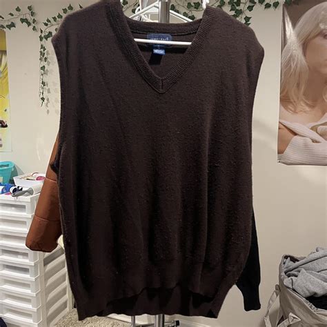 brown sweater vest - size do - Depop