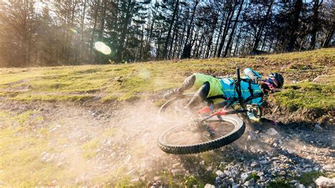 Mountain Biking 的图像结果