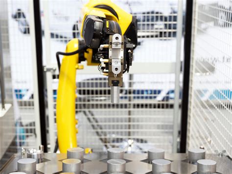 Machine Tending Robot 的图像结果