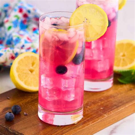 Blueberry Lavender Lemonade (Gorgeous & Easy)