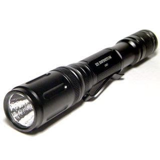 Olight M20 Warrior Premium LED Taschenlampe 70€ americanexports de in ...