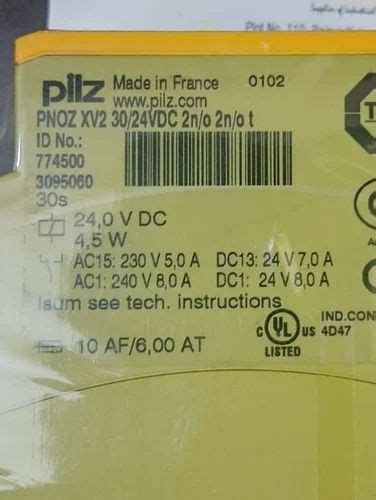 Pilz Safety Relay - 774500, PNOZ XV2 30/24VDC 2n/o 2n/o t Pilz Safety ...