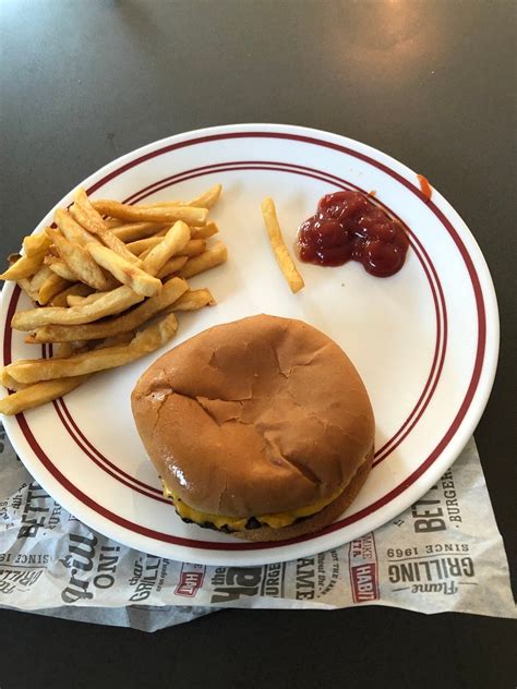 HABIT BURGER & GRILL, San Ramon - 3121 Crow Canyon Pl. #D - Restaurant ...