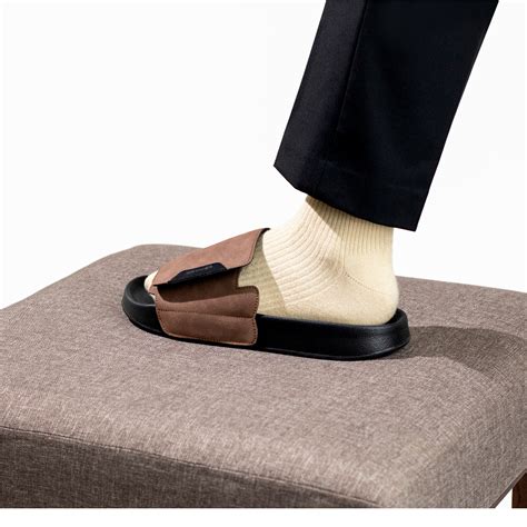 Waywen India | Handcrafted Footwear & Wallets