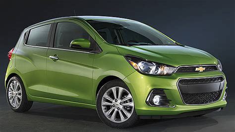 Spied: 2016 Chevrolet Beat facelift spotted testing in India - Overdrive