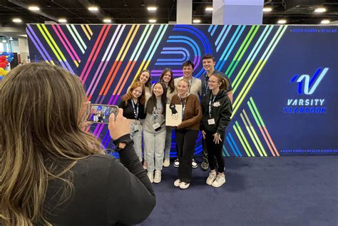 Varsity Yearbook - Varsity.com