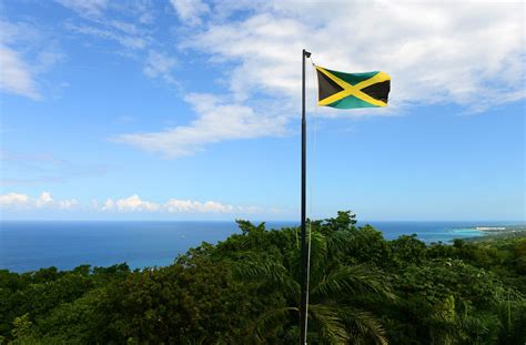 What Do The Colors And Symbols Of The Flag Of Jamaica Mean Caribbean