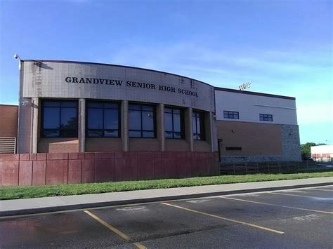 School Visit: Celebrating the Grandview Senior High Class of 2005 ...