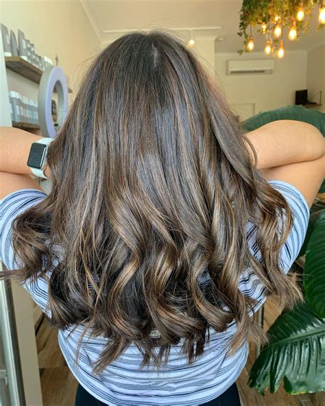 Subtle Light Brown Balayage | Glosty