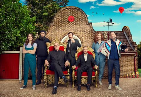 Taskmaster Series 11 Episode 1 的图像结果
