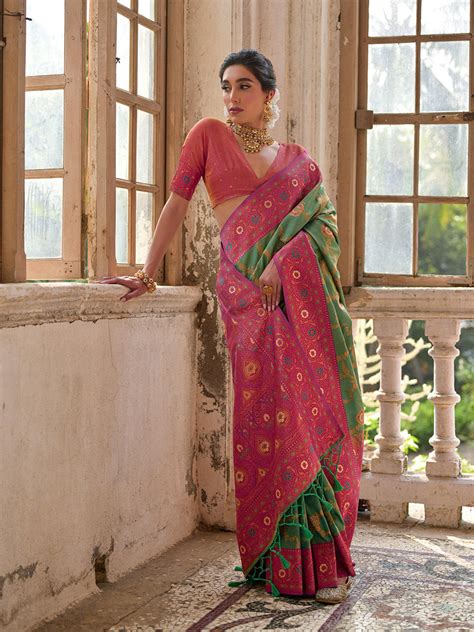 Buy Pista Green Banarasi Silk Zari Woven Saree With Blouse Piece 82535 ...