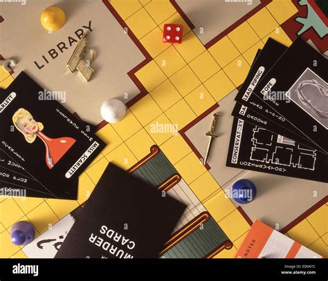 Murder mystery clue hi-res stock photography and images - Alamy