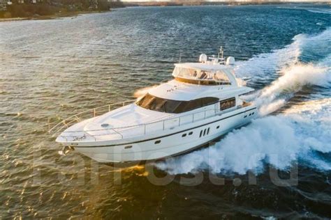 Аренда яхты Princess 770, 15 человек, 40 км/ч во Владивостоке