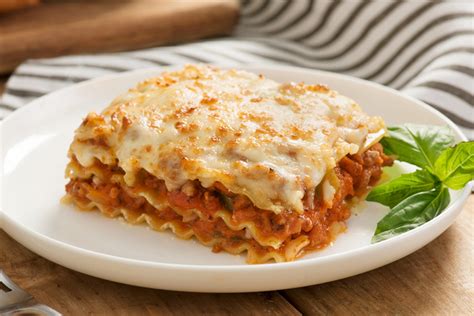 Easy 4 Cheese Lasagna Recipe   Kraft Canada