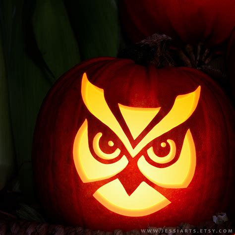 Printable Owl Face Pumpkin Carving Stencil Halloween Pumpkin ...