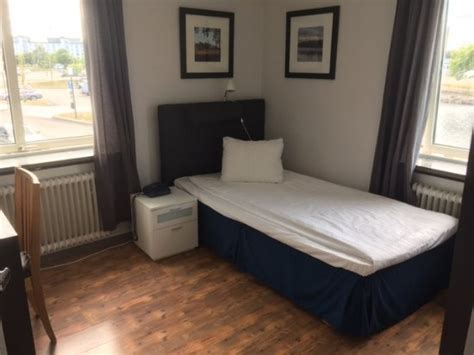 STRAND HOTELL (Vanersborg) - Hotel Reviews, Photos, Rate Comparison ...