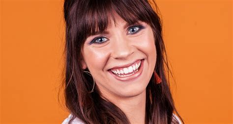 Straight From the Runway: 3 Fall Beauty Must-Have Makeup Looks ...